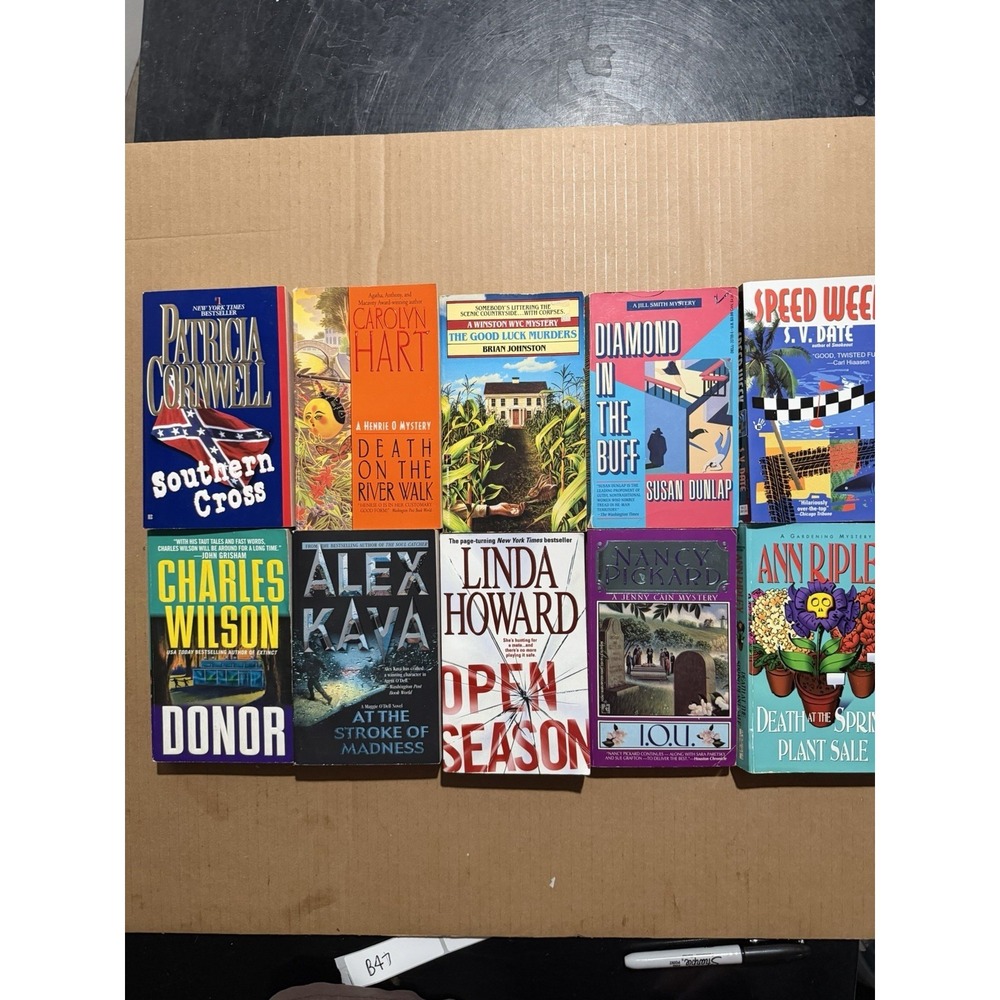 Lot of 10 random murder mystery novel paperback books, various authors B47